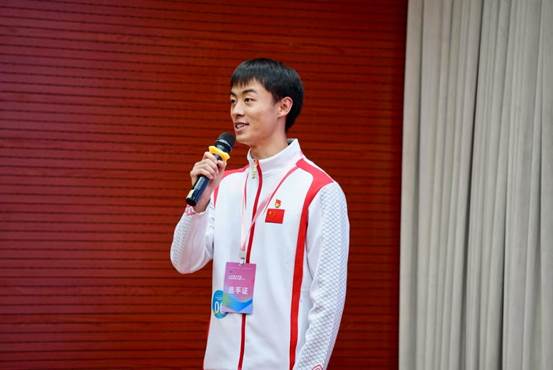 427ff1695c84b6218bf890e99bc2e2e